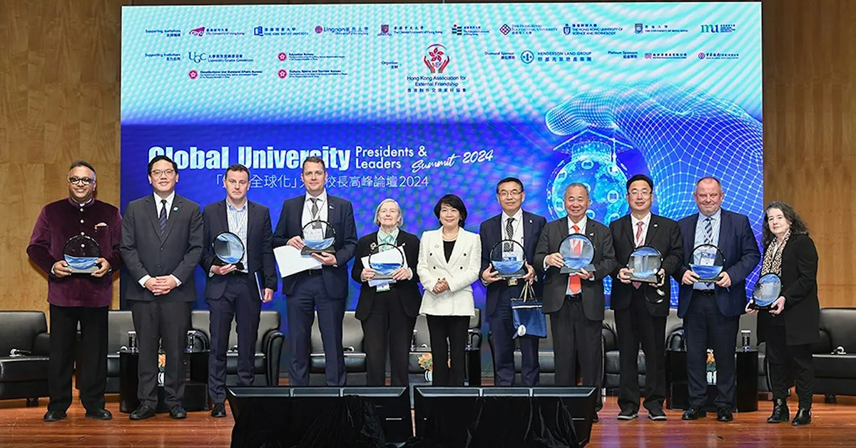 城大夥頂尖大學領袖參與大學校長高峰論壇  探討大學管治與創新